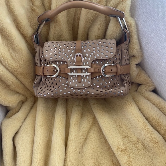 JIMMY CHOO TAN SUEDE & SILVER METALLIC HOBO PURSE like new ! GORGEOUS - Picture 3 of 11